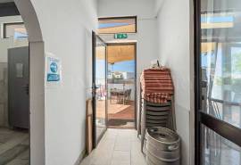 Guia - Commercial property with access to communal swimming pool Guia - Commercial property with access to communal swimming pool