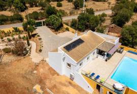 Tunes – Charming 4-bedroom Villa with infinity pool and privacy Tunes – Charming 4-bedroom Villa with infinity pool and privacy