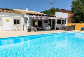 Tunes – Charming 4-bedroom Villa with infinity pool and privacy Tunes – Charming 4-bedroom Villa with infinity pool and privacy