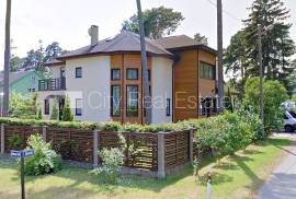 Detached house for rent in Jurmala, 344.00m2 Detached house for rent in Jurmala, 344.00m2