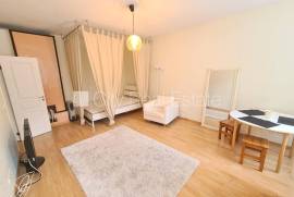 Studio for rent in Riga, 35.00m2 Studio for rent in Riga, 35.00m2