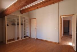 7 room, 208m2 House for sale in Lespignan - 189 000 € * 7 room, 208m2 House for sale in Lespignan - 189 000 € *