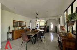 5 room, 118m2 Villa for sale in Magalas - 313 000 € * 5 room, 118m2 Villa for sale in Magalas - 313 000 € *