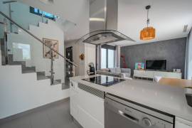 listing listing