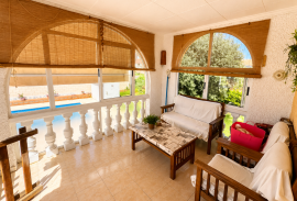 listing listing