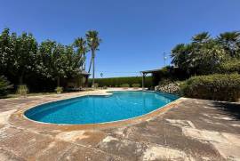 listing listing