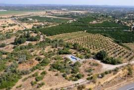 Terreno urbano à venda em Porches, Algarve
