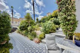 listing listing
