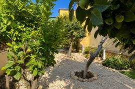 listing listing