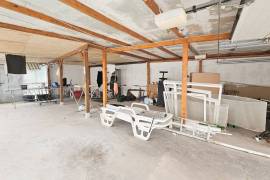 listing listing
