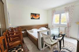 listing listing