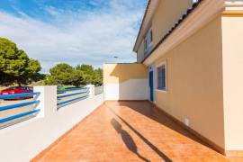 listing listing