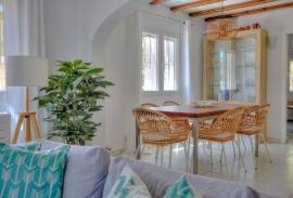 listing listing