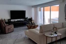 listing listing