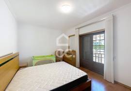 Detached stone villa with four bedrooms, with furniture included. Detached stone villa with four bedrooms, with furniture included.