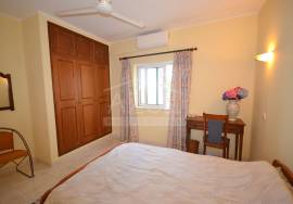 Classic 5‑Bed. Villa with Fantastic Sea and Countryside Views