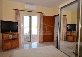 Classic 5‑Bed. Villa with Fantastic Sea and Countryside Views