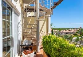 Vilamoura – Palmyra Residence: Top-Floor T3, 80sqm Rooftop Terrace, Private Lift