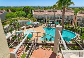 Vilamoura – Palmyra Residence: Top-Floor T3, 80sqm Rooftop Terrace, Private Lift