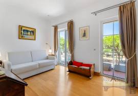 Vilamoura – Palmyra Residence: Top-Floor T3, 80sqm Rooftop Terrace, Private Lift