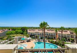 Vilamoura – Palmyra Residence: Top-Floor T3, 80sqm Rooftop Terrace, Private Lift