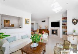 Vilamoura – Palmyra Residence: Top-Floor T3, 80sqm Rooftop Terrace, Private Lift