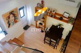 Charming 1 bedroom house Fully renovated - By the River - Historic Center of Alcochete
