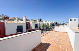 2+1 Bedroom Semi-Detached House with Rooftop, Garage and Swimming Pool in Guia, Albufeira