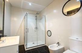 2+1 Bedroom Semi-Detached House with Rooftop, Garage and Swimming Pool in Guia, Albufeira