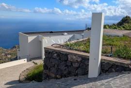Private Retreat in Tabua – Ocean Views & Nature Private Retreat in Tabua – Ocean Views & Nature