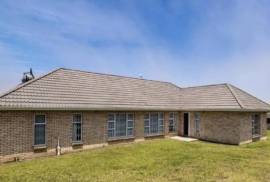 Stunning 3 Bed SEA VIEW Villa For Sale in East London Eastern Cape South Africa