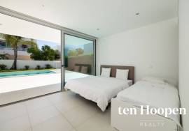 Contemporary Luxury Villa in Ponta da Piedade, Lagos Contemporary Luxury Villa in Ponta da Piedade, Lagos