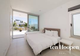 Contemporary Luxury Villa in Ponta da Piedade, Lagos Contemporary Luxury Villa in Ponta da Piedade, Lagos