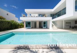 Contemporary Luxury Villa in Ponta da Piedade, Lagos Contemporary Luxury Villa in Ponta da Piedade, Lagos