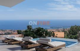 3 BEDROOM VILLA UNDER CONSTRUCTION — CONTEMPORARY DESIGN, SWIMMING POOL AND PANORAMIC VIEWS OF THE BAY OF FUNCHAL