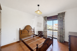 6 Bedroom House Floor for Annual Rental 6 Bedroom House Floor for Annual Rental