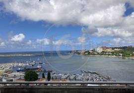 5 bedroom villa for rent in condominium with pool 5 bedroom villa for rent in condominium with pool
