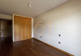 4 bedroom duplex apartment with 2 terraces and balconies 4 bedroom duplex apartment with 2 terraces and balconies