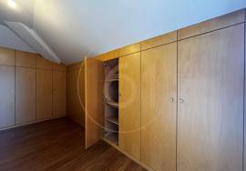 4 bedroom duplex apartment with 2 terraces and balconies 4 bedroom duplex apartment with 2 terraces and balconies