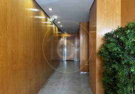 4 bedroom duplex apartment with 2 terraces and balconies 4 bedroom duplex apartment with 2 terraces and balconies