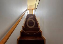 4 bedroom duplex apartment with 2 terraces and balconies 4 bedroom duplex apartment with 2 terraces and balconies