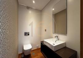 4 bedroom duplex apartment with 2 terraces and balconies 4 bedroom duplex apartment with 2 terraces and balconies