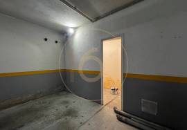 4 bedroom duplex apartment with 2 terraces and balconies 4 bedroom duplex apartment with 2 terraces and balconies