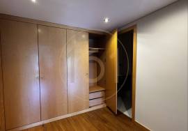 4 bedroom duplex apartment with 2 terraces and balconies 4 bedroom duplex apartment with 2 terraces and balconies