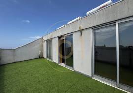 4 bedroom duplex apartment with 2 terraces and balconies 4 bedroom duplex apartment with 2 terraces and balconies