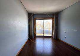 4 bedroom duplex apartment with 2 terraces and balconies 4 bedroom duplex apartment with 2 terraces and balconies