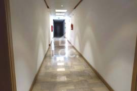 Office - with 69m2 of area, parking in the basement in an area of good access. Office - with 69m2 of area, parking in the basement in an area of good access.