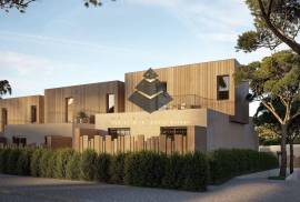 Town houses on Golf course, walking distance to the beach