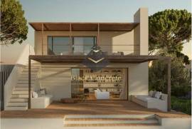 Town houses on Golf course, walking distance to the beach