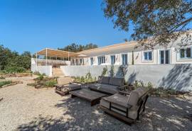 Santa Bárbara de Nexe - Traditional renovated 3-bedroom villa